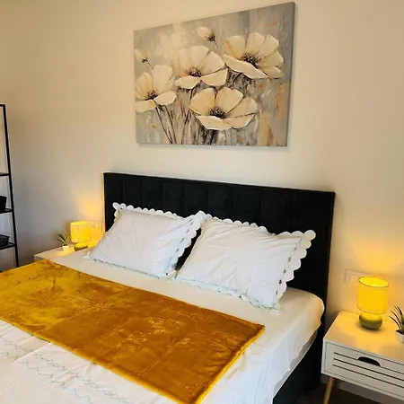 Azimut Apartment