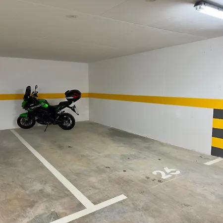 Azimut * 斯普利特