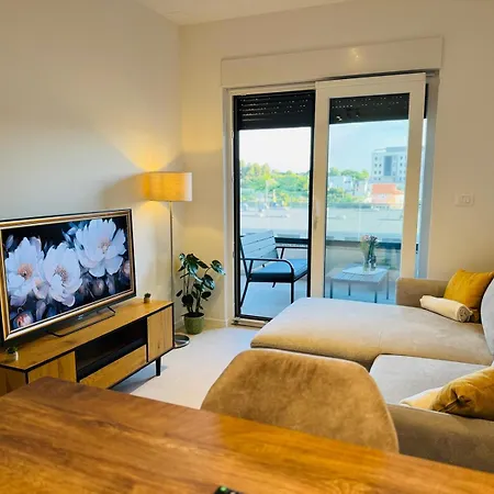 Azimut Апартаменты *